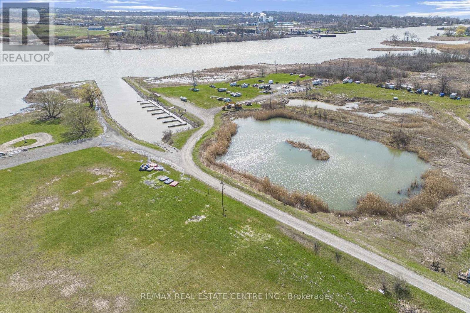 Mitland shore trailer Park campground and Marina